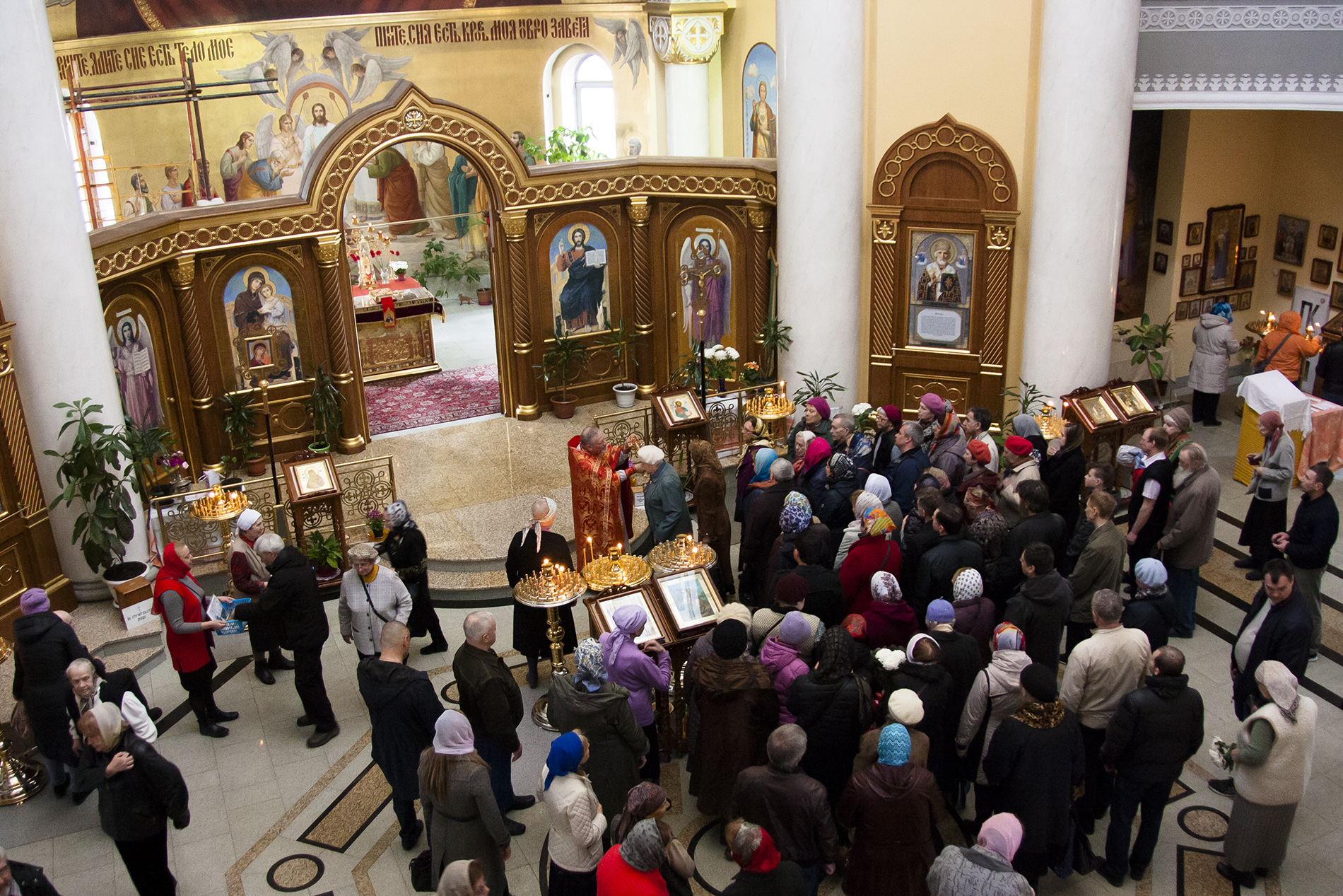 Храм Сретения Господня на гражданском